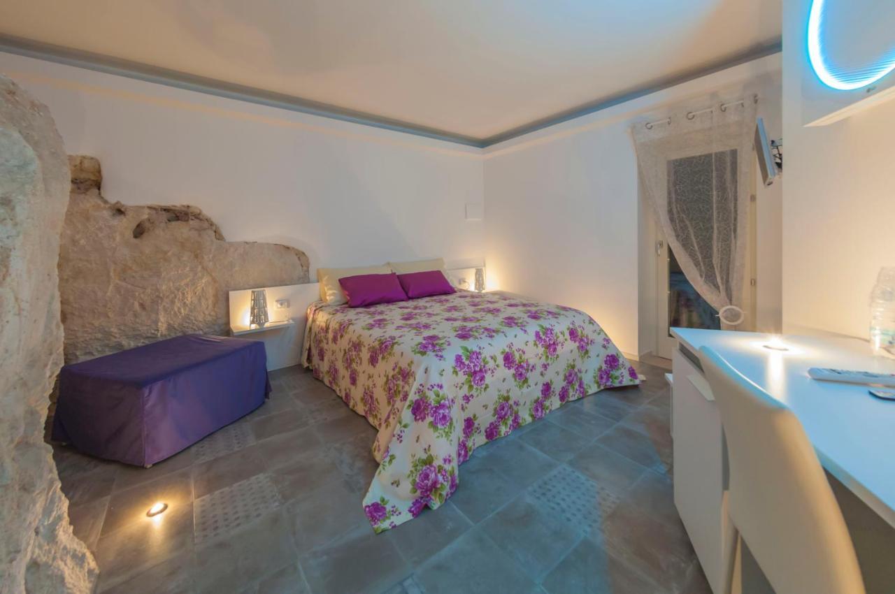 Hotel Terrazza Santa Barbara Matera Exterior foto